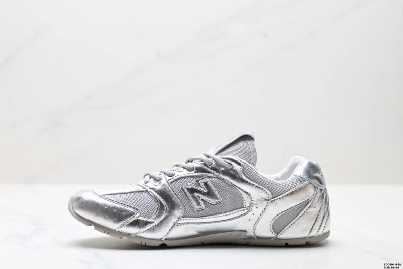Cozy New Balance Shoes 2123