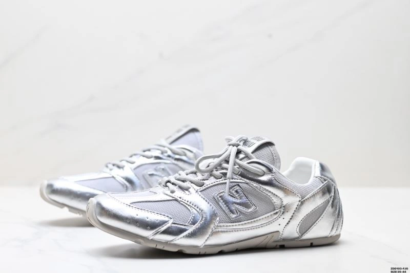 Cozy New Balance Shoes 2123