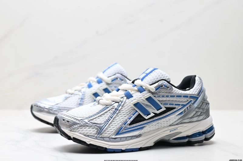 New Balance Shoes Compact 2134