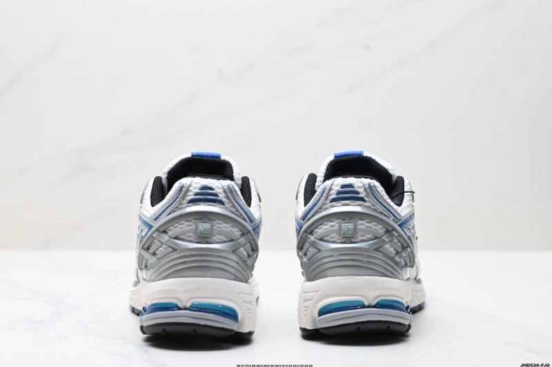 New Balance Shoes Compact 2134