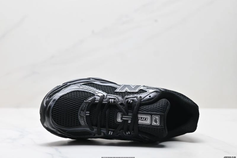 WrinkleFree New Balance Shoes 2112