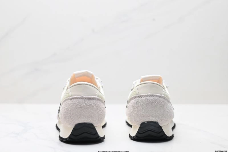 Effortless New Balance Shoes 2093