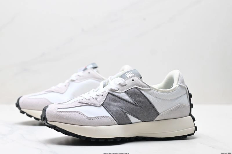 Functional New Balance Shoes 2165