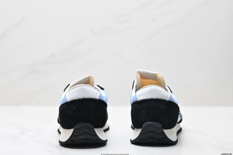 New Balance Shoes FreshLook 2082