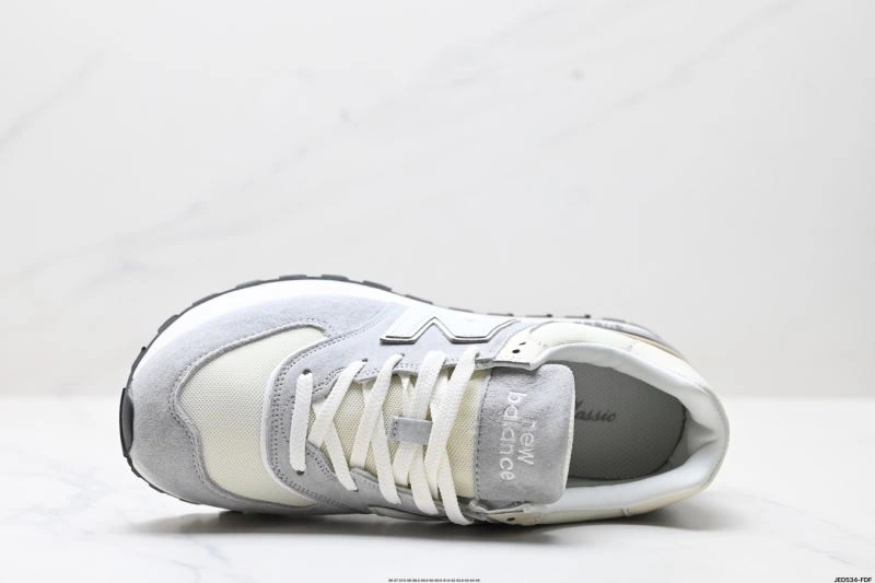 New Balance Shoes SmoothTexture 2068