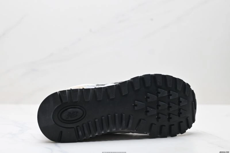 New Balance Shoes SmoothTexture 2068