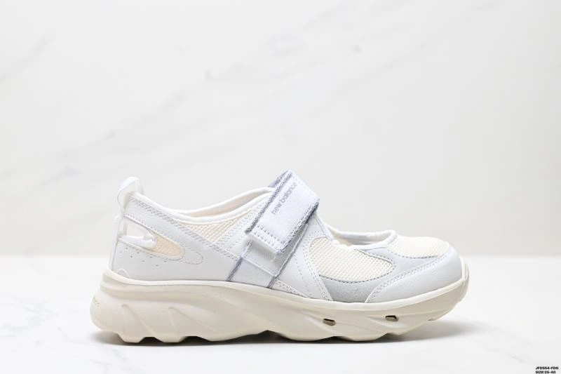 FashionForward New Balance Shoes 2124