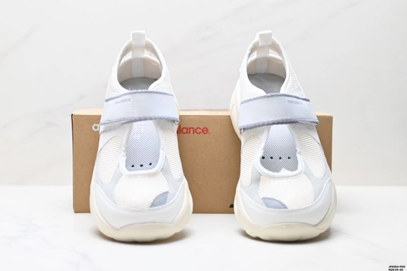 FashionForward New Balance Shoes 2124