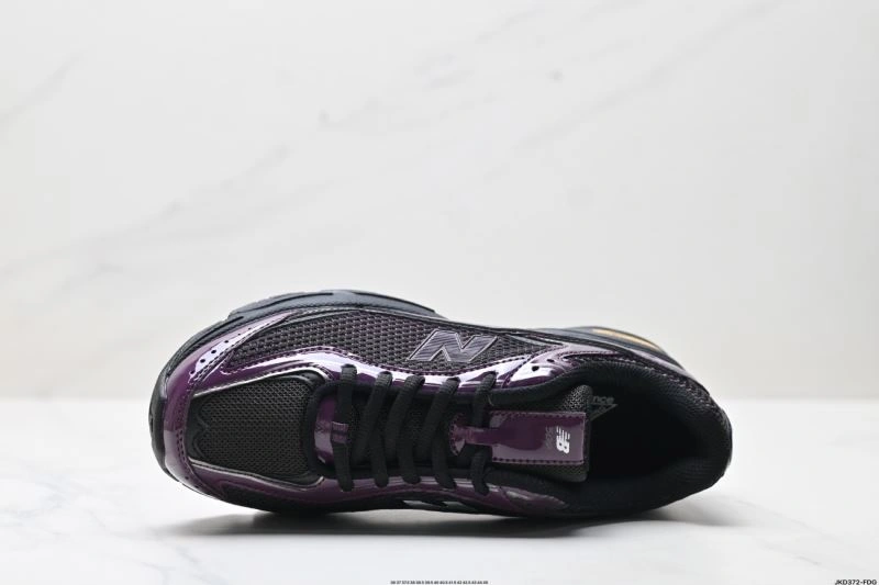 New Balance Shoes WrinkleFree 2056