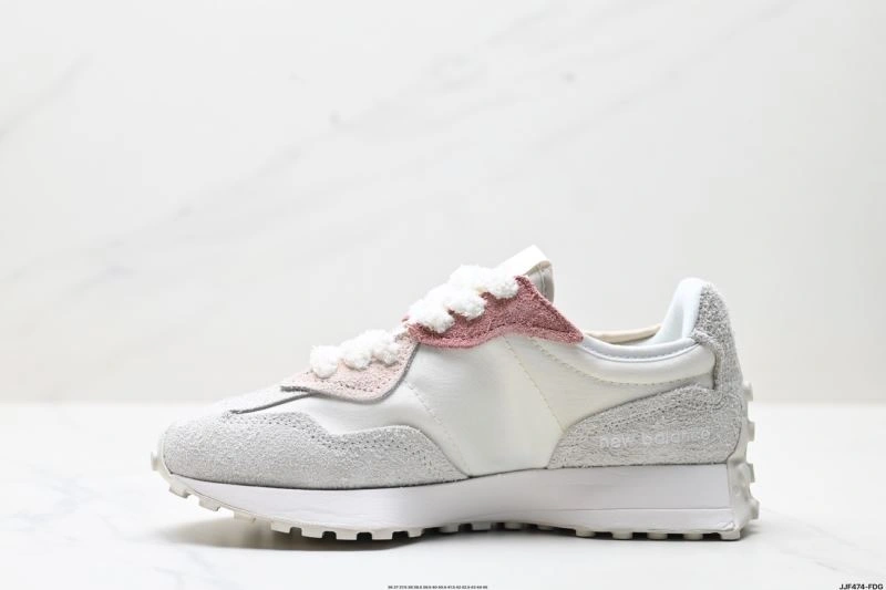 Comfortable New Balance Shoes 2073