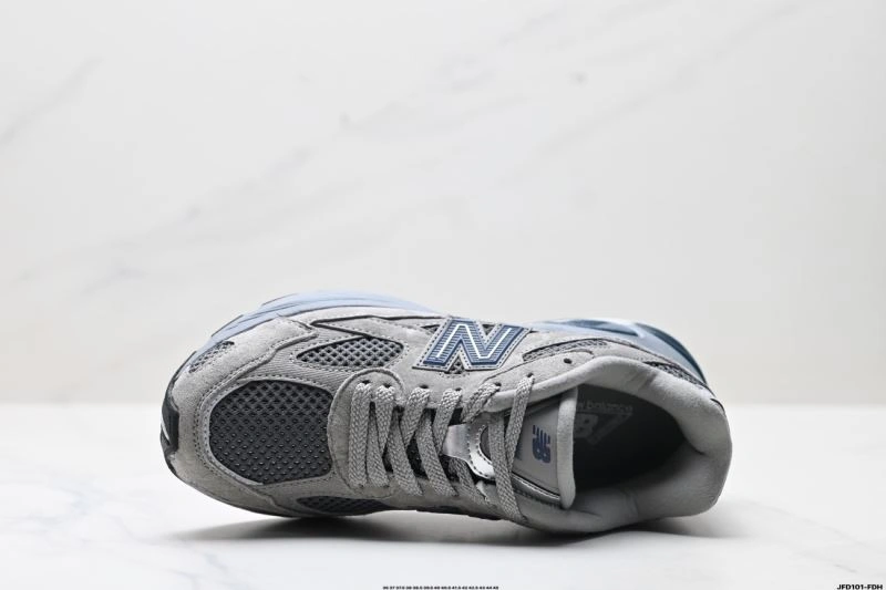 Seasonal New Balance Shoes 2053