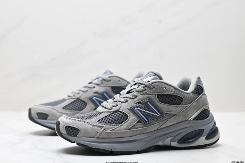 Seasonal New Balance Shoes 2053