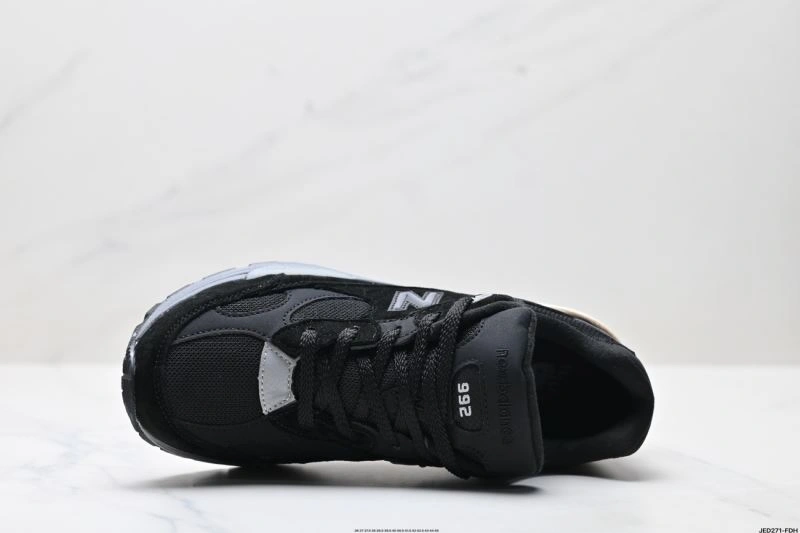 Chic New Balance Shoes 2043
