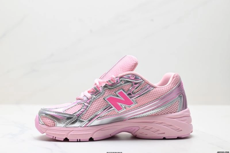 New Balance Shoes Bright 2052