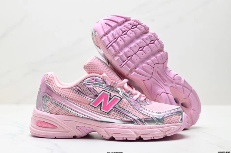 New Balance Shoes Bright 2052