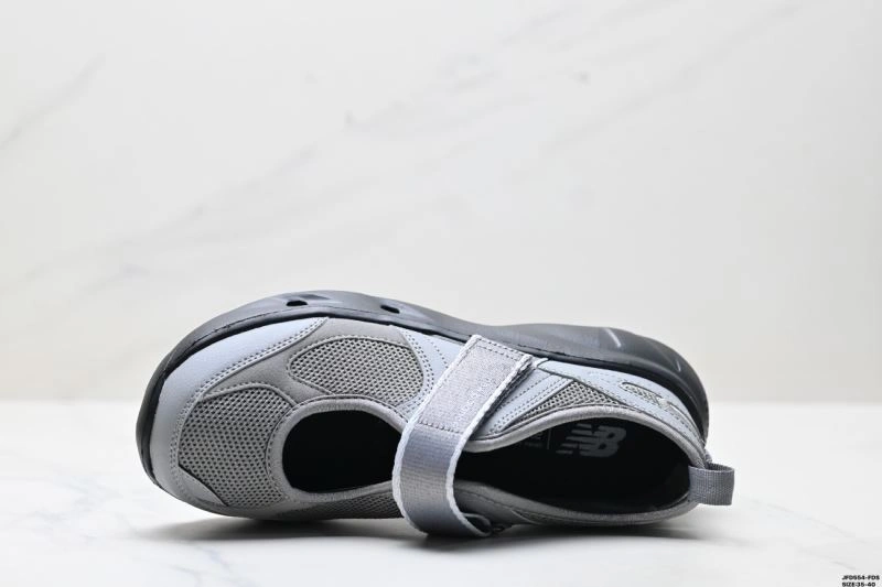 New Balance Shoes Stretchable 2044
