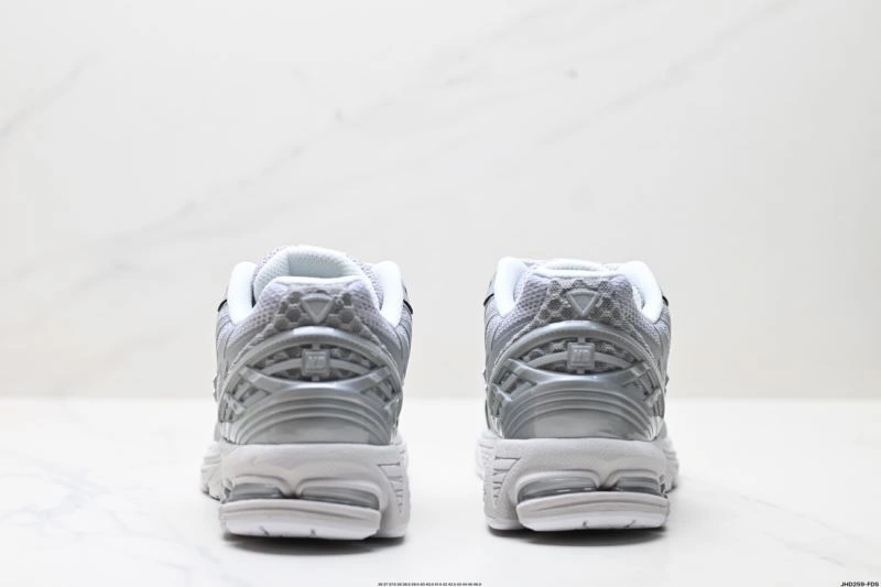 New Balance Shoes Sporty 2034
