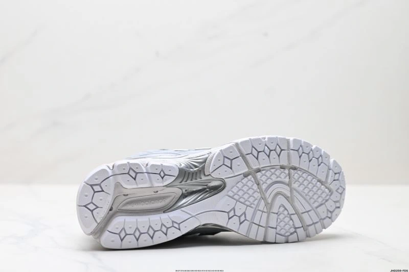 New Balance Shoes Sporty 2034