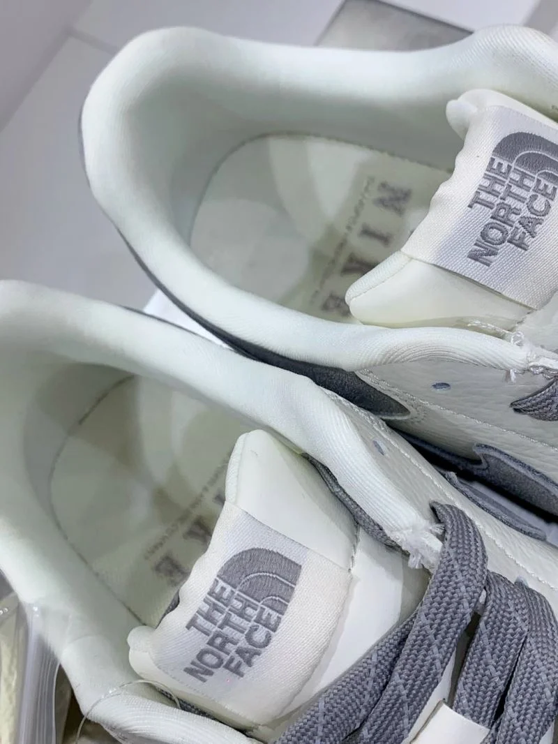 Snug Nike Air Force 1 Shoes 33427