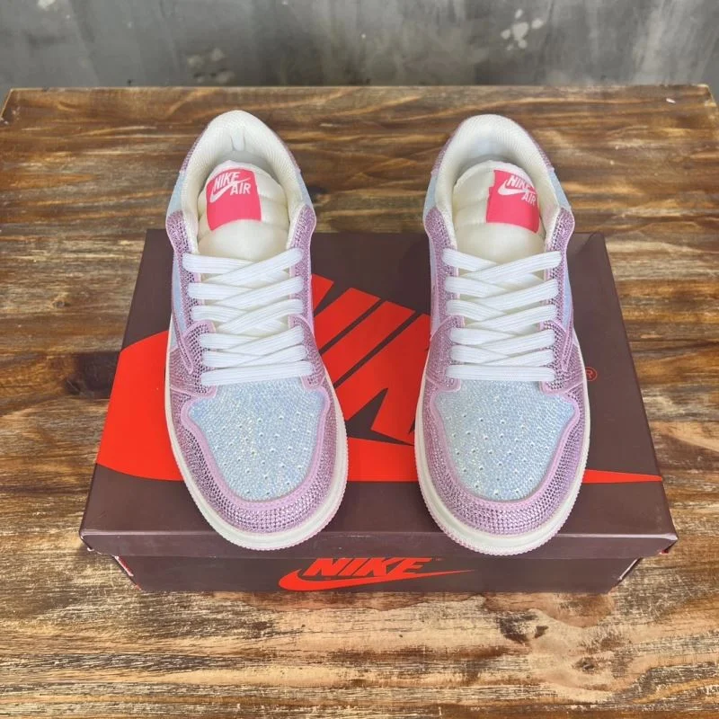 Bright Nike Air Jordan Shoes 33412
