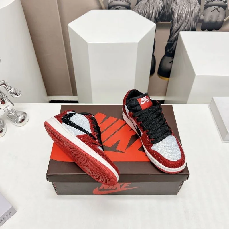 Refined Nike Air Jordan Shoes 33537