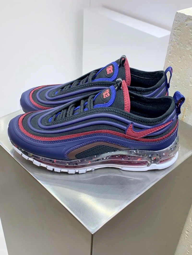 Sporty Nike Air Max Shoes 33399