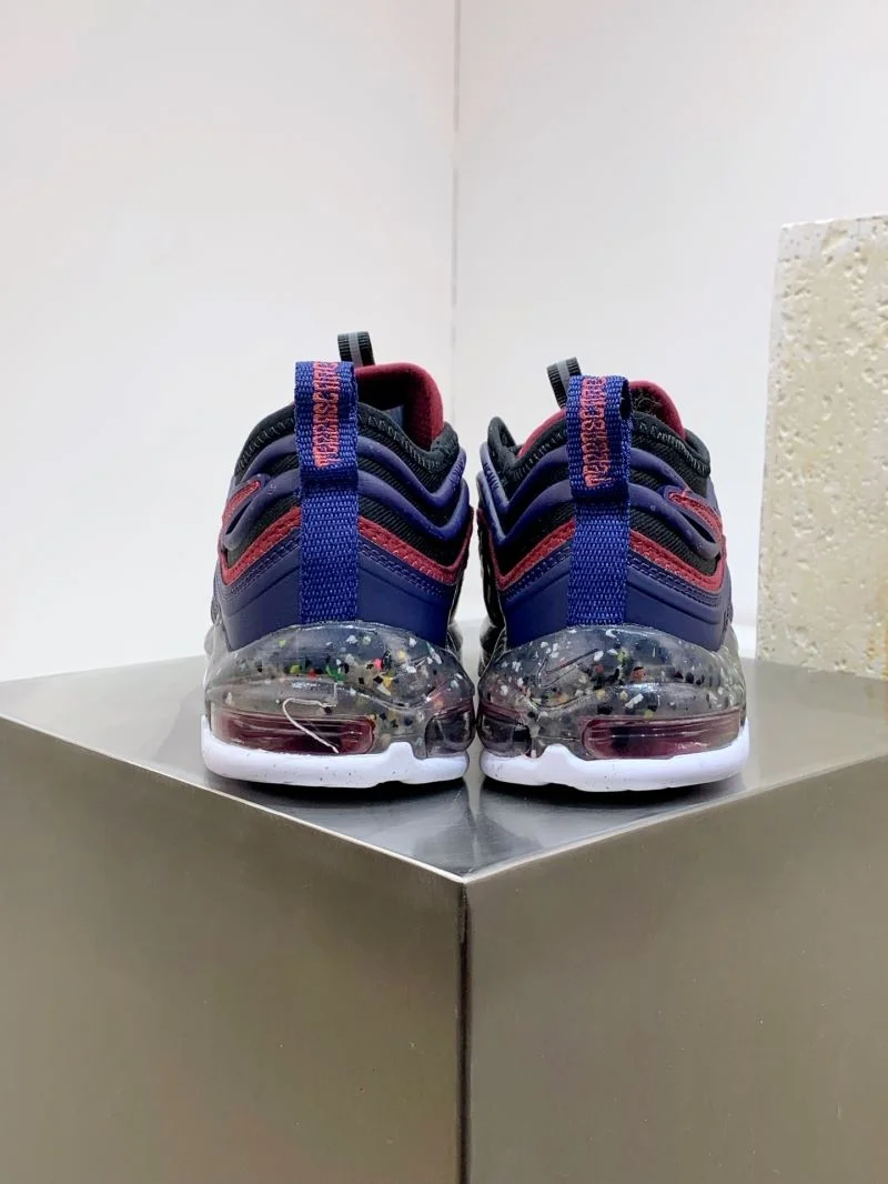 Sporty Nike Air Max Shoes 33399