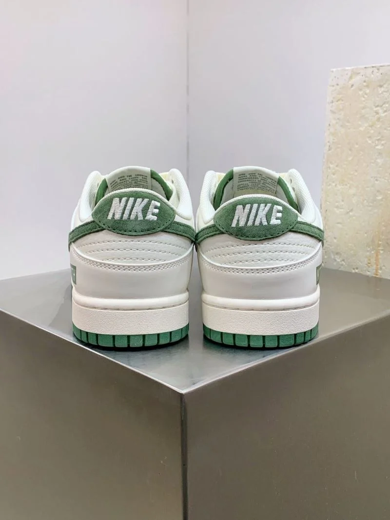 Nike Dunk Shoes WeatherProof 33400