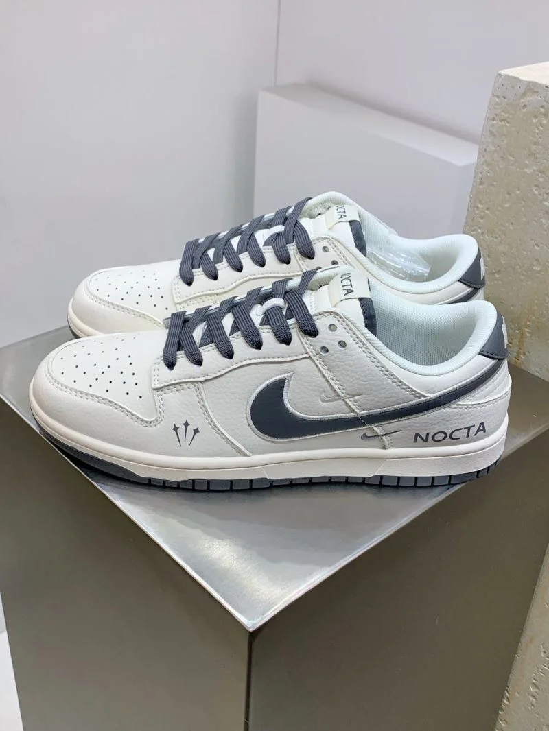 Compact Nike Dunk Shoes 33398