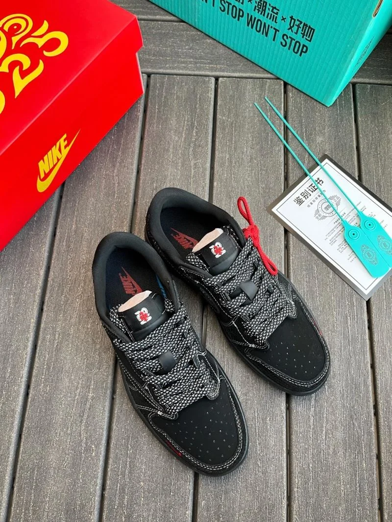 Stylish Nike Dunk Shoes 33497
