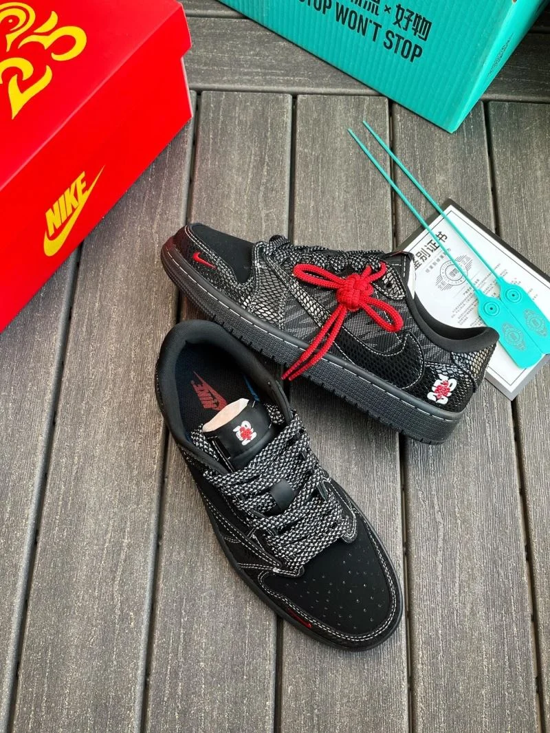 Stylish Nike Dunk Shoes 33497