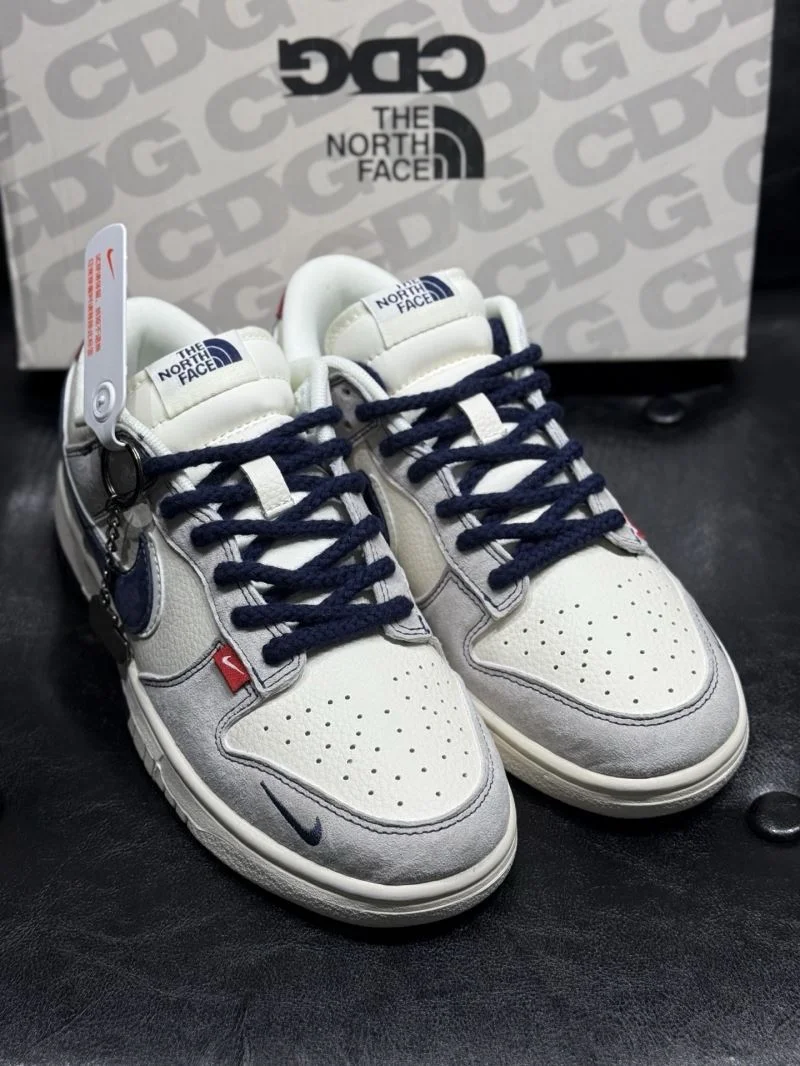 Fashionable Nike Dunk Shoes 33469