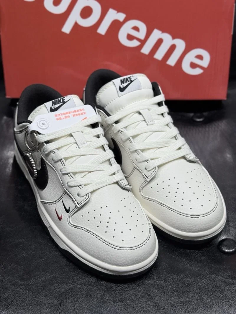 Nike Dunk Shoes Sporty 33475