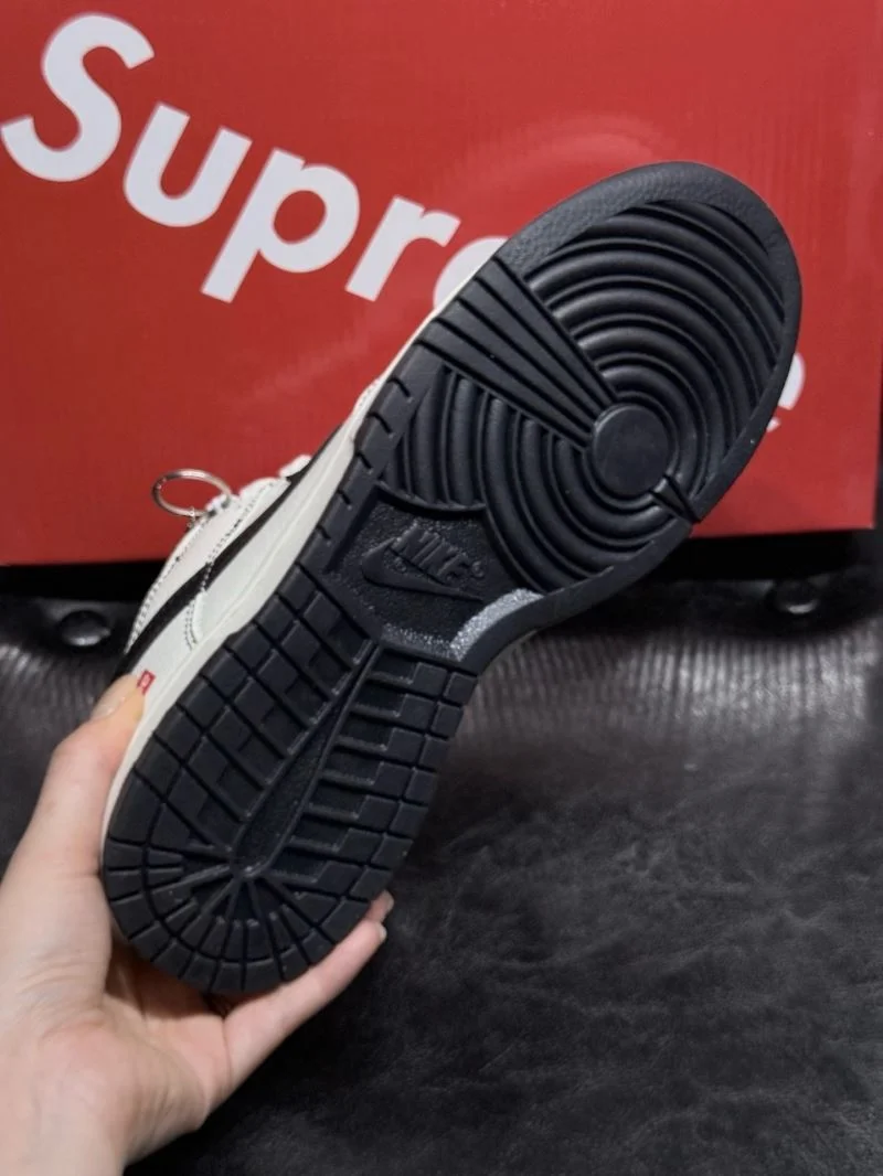 Nike Dunk Shoes Sporty 33475