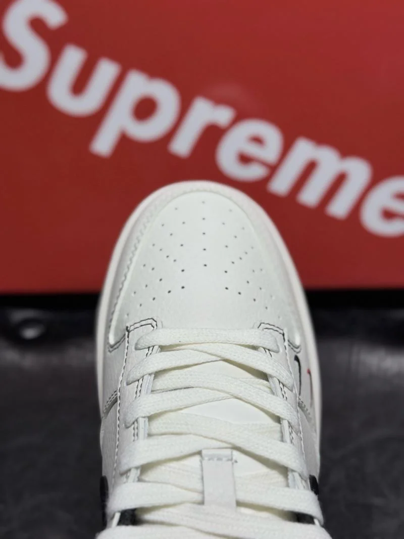 Nike Dunk Shoes Sporty 33475