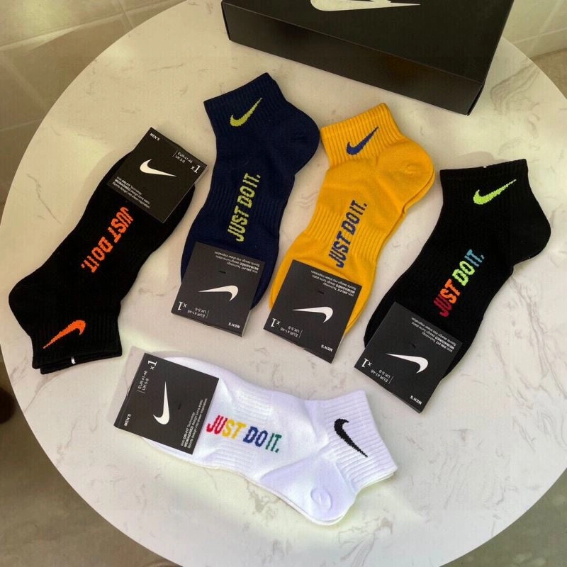 Lightweight Nike Socks 273466