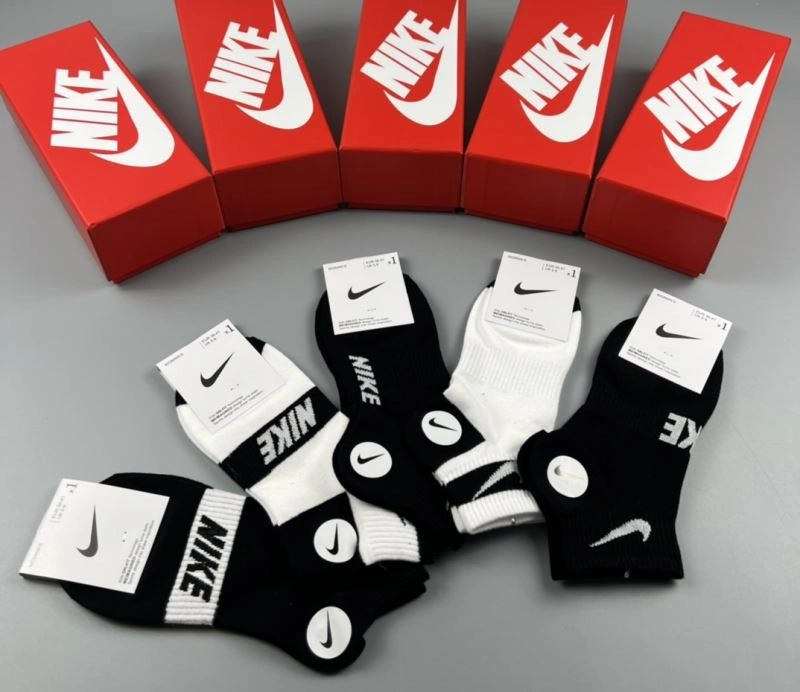 Sustainable Nike Socks 274589