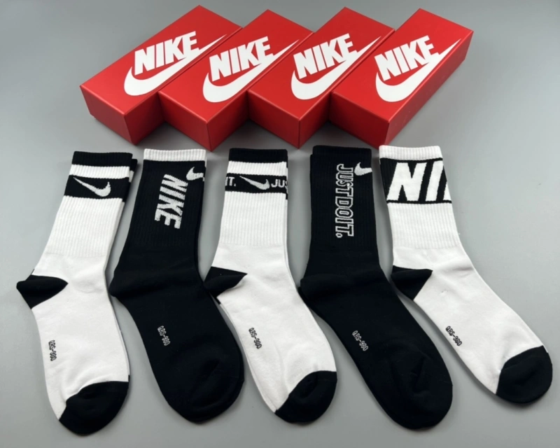 Trendsetting Nike Socks 274433