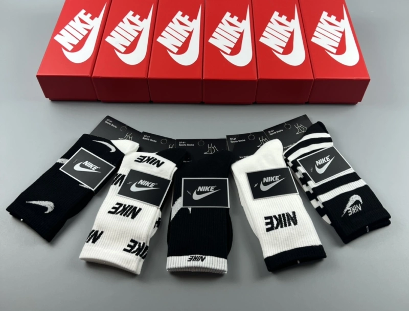 Classic Nike Socks 274431