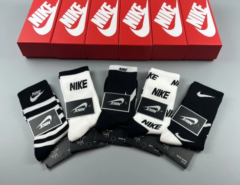 Classic Nike Socks 274431
