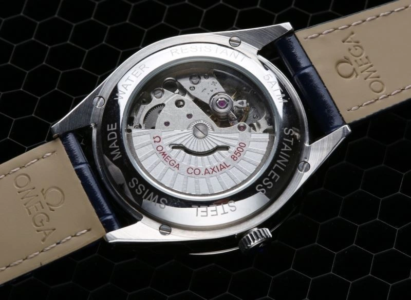 Sleek OMEGA Watches 193939