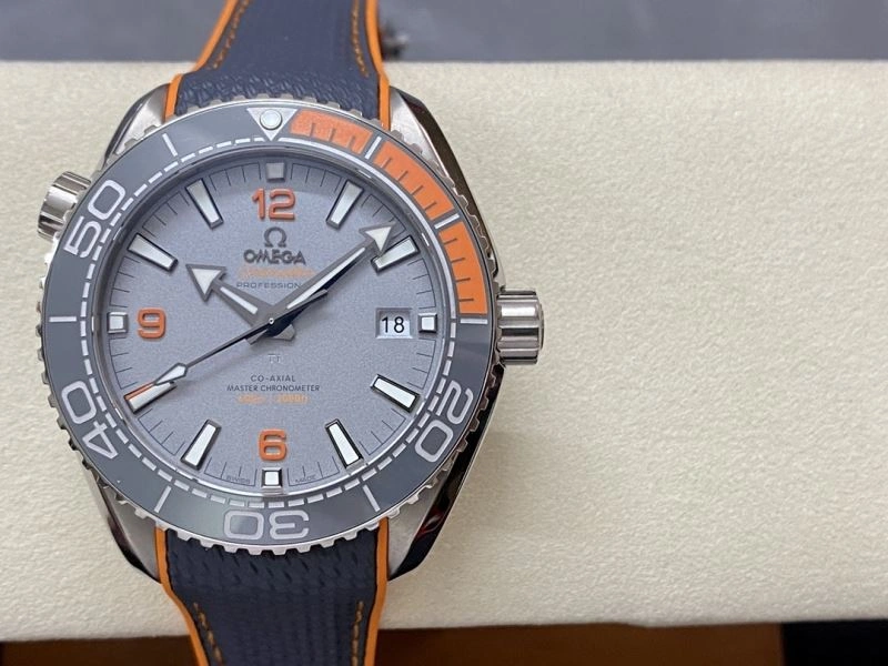 OMEGA Watches FashionForward 193556