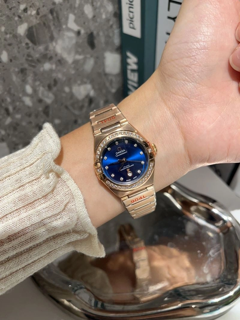 Effortless OMEGA Watches 193459