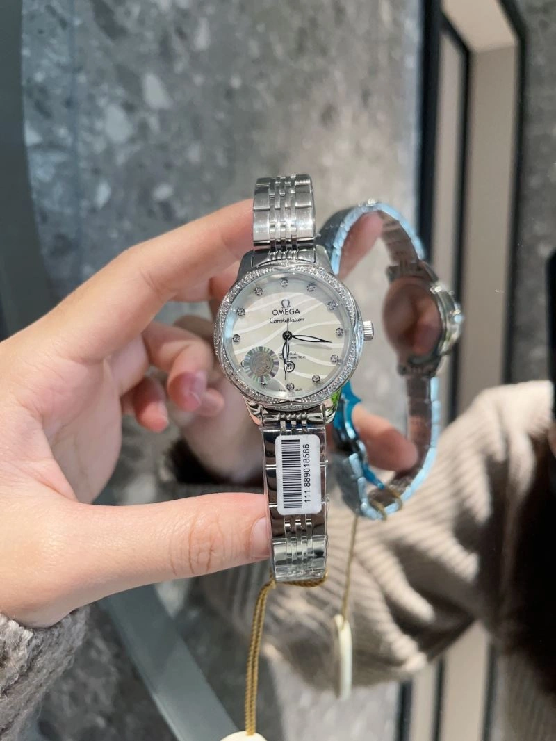 Comfortable OMEGA Watches 193016