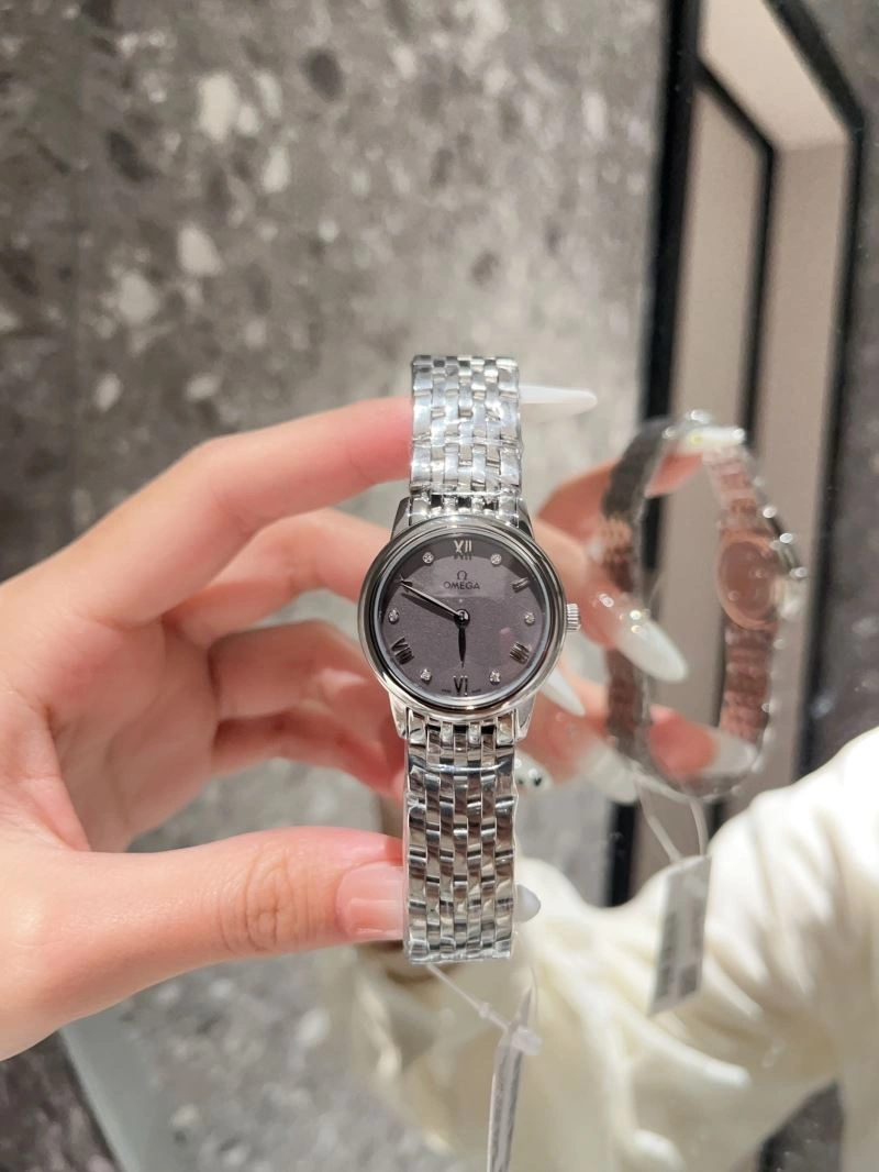 Compact OMEGA Watches 192230