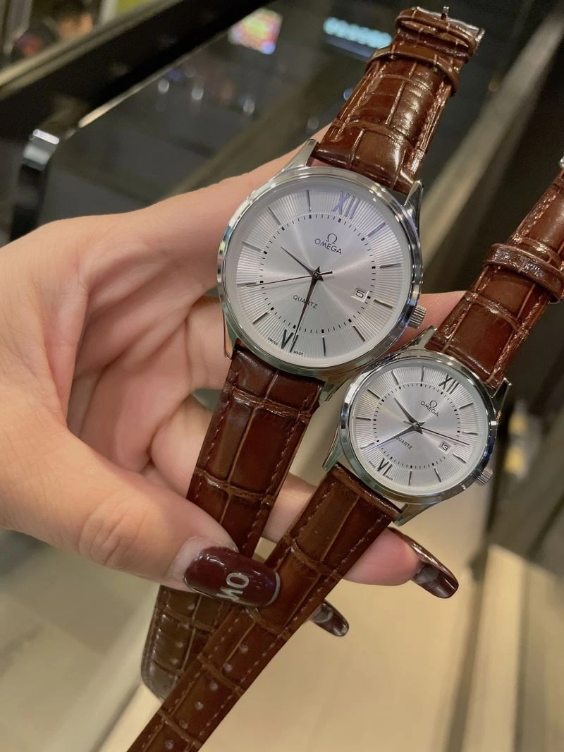 OMEGA Watches SmoothTexture 191114