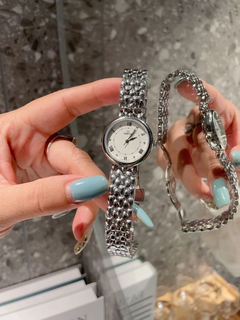 OMEGA Watches MoistureWicking 190413