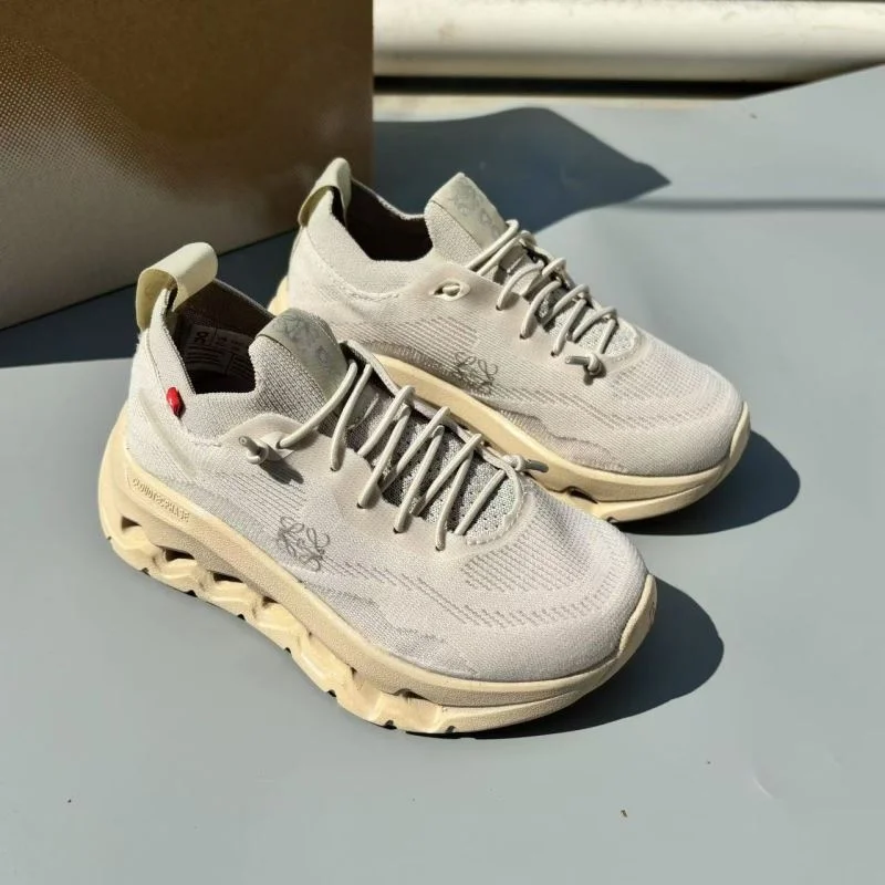 ON SHOES Original 29187