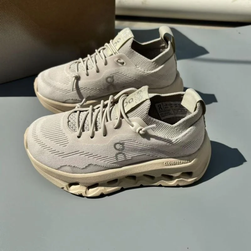 ON SHOES Original 29187