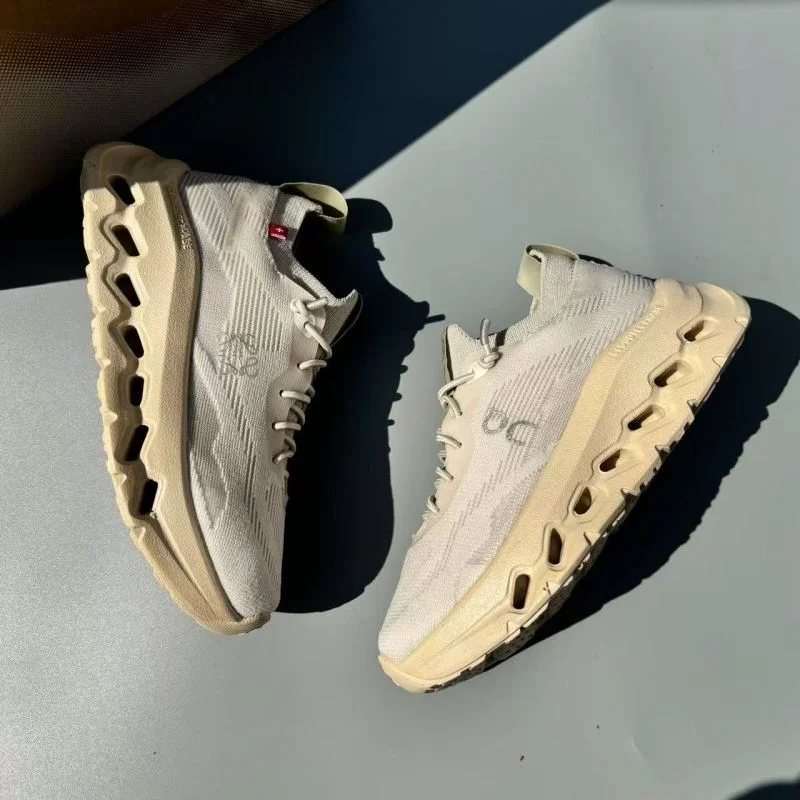 ON SHOES Original 29187
